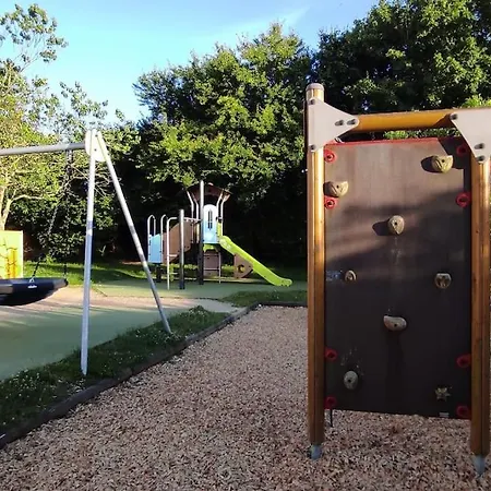 Maison De Pays Parfaite Pour Petite Famille Casa de Férias